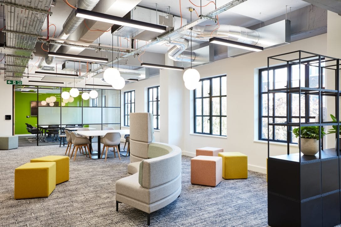 Explore resilient strategies for a positive post-pandemic office and craft innovative workspaces for the future.